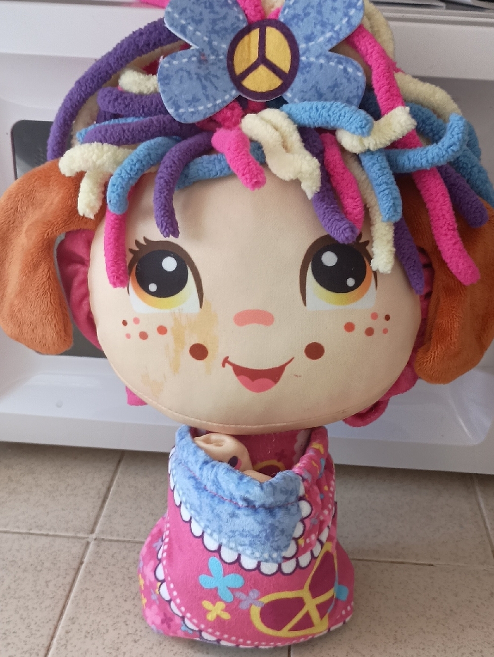 Flip Zee Girls Zana plush doll, which features a 2-in-1 design that converts fro
